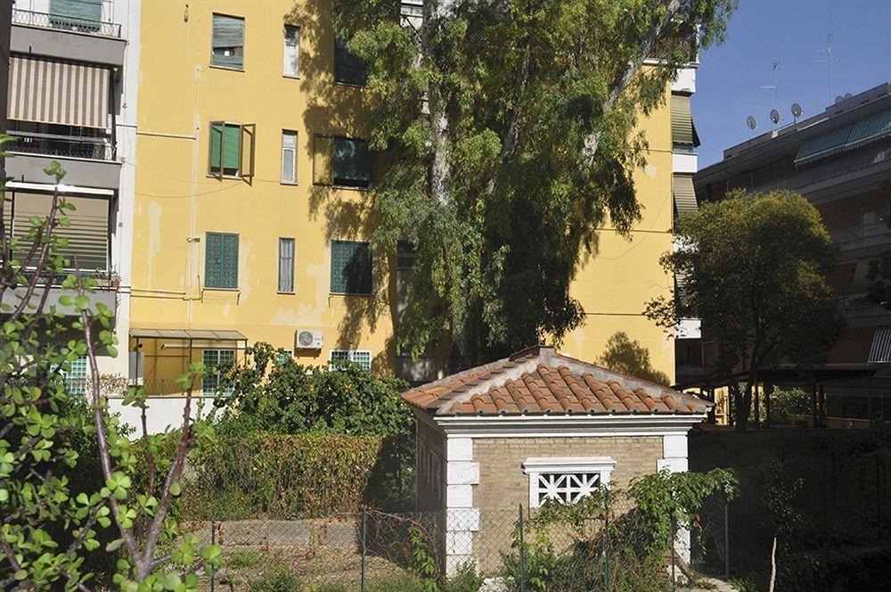 Domus Cornelia Bed & Breakfast Rome Exterior photo